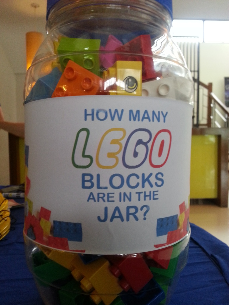 "Guess How Many Lego?" mini game